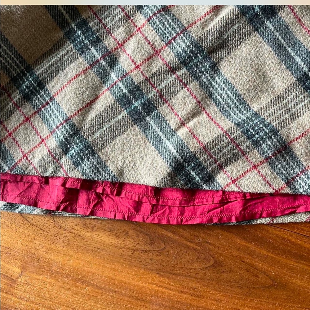 Brown “Burberry” style plaid, midi skirt. - Picture 2 of 6